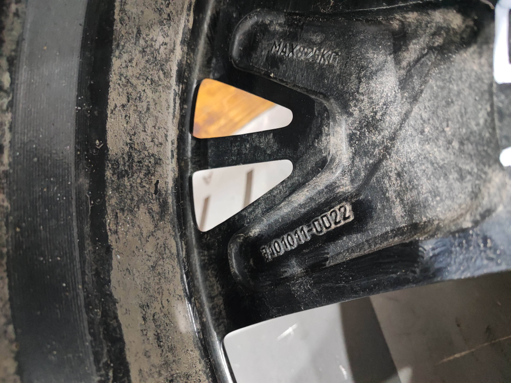 Диск колесный литой R20 Hongqi HS5 23-нв Б/У Оригинал 3101011DD22