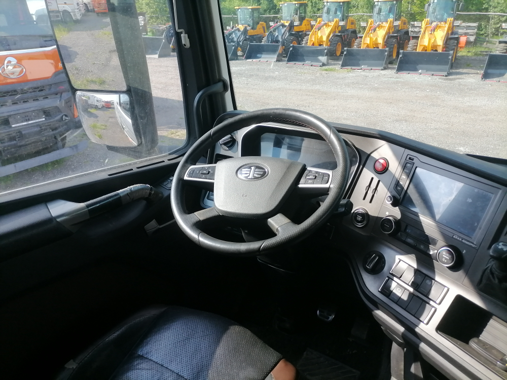 FAW J7 4x2 Седельный тягач CA4180P77K25E5 (Дизельный, 12,5 л, 553 л.с., АТ)