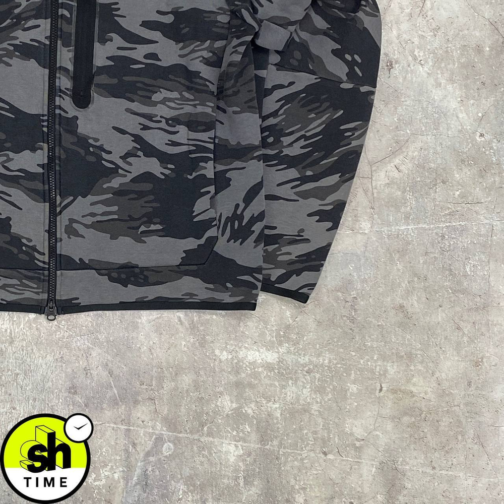 Кофта Nike Tech Fleece Black Camo