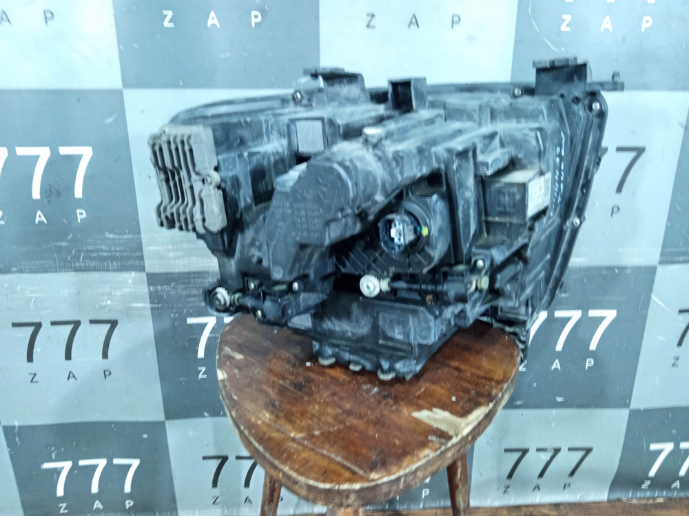 Фара левая LED Tank 500 21-нв Б/У Оригинал 4121104XKV3AA