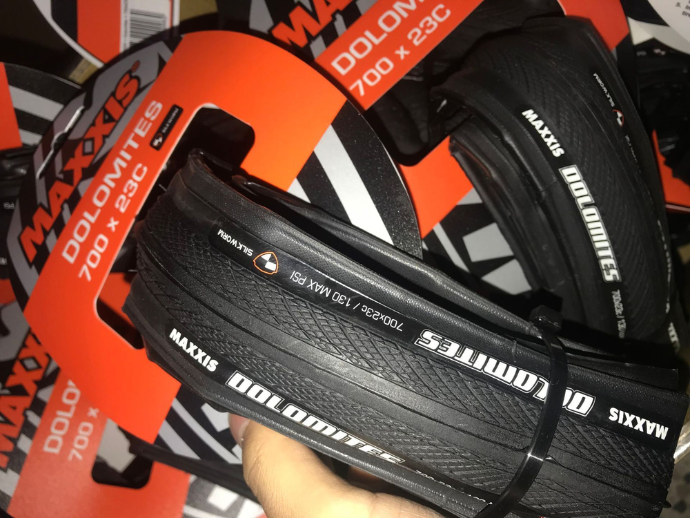 Покрышка Maxxis Dolomites 700x23C TPI 60 кевлар, Single TB81808300 Тайвань