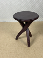 Табурет деревянный