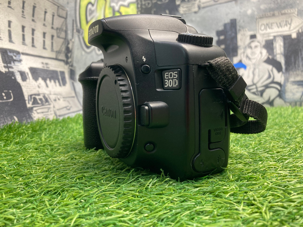 Canon EOS 30D Body