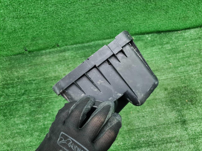 Корпус воздуш. фильтра Suzuki Grand Vitara (05-16)