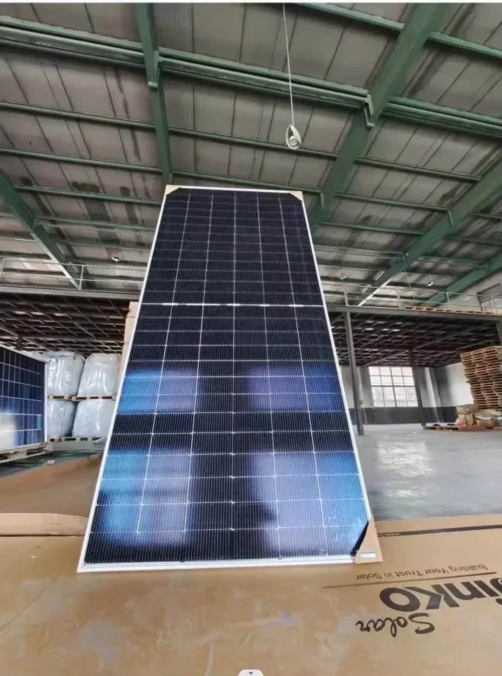 Солнечная батарея JINKO SOLAR 615W