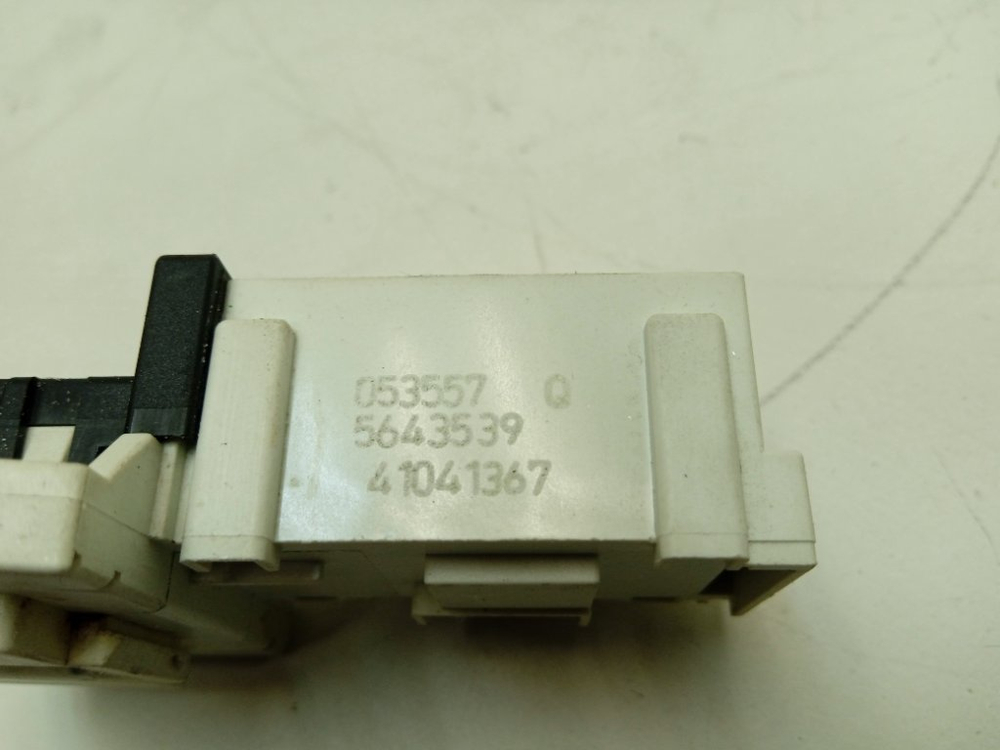 CS41072D кт126 Блокировка люка для стиральной машины Candy 41041367 б/у