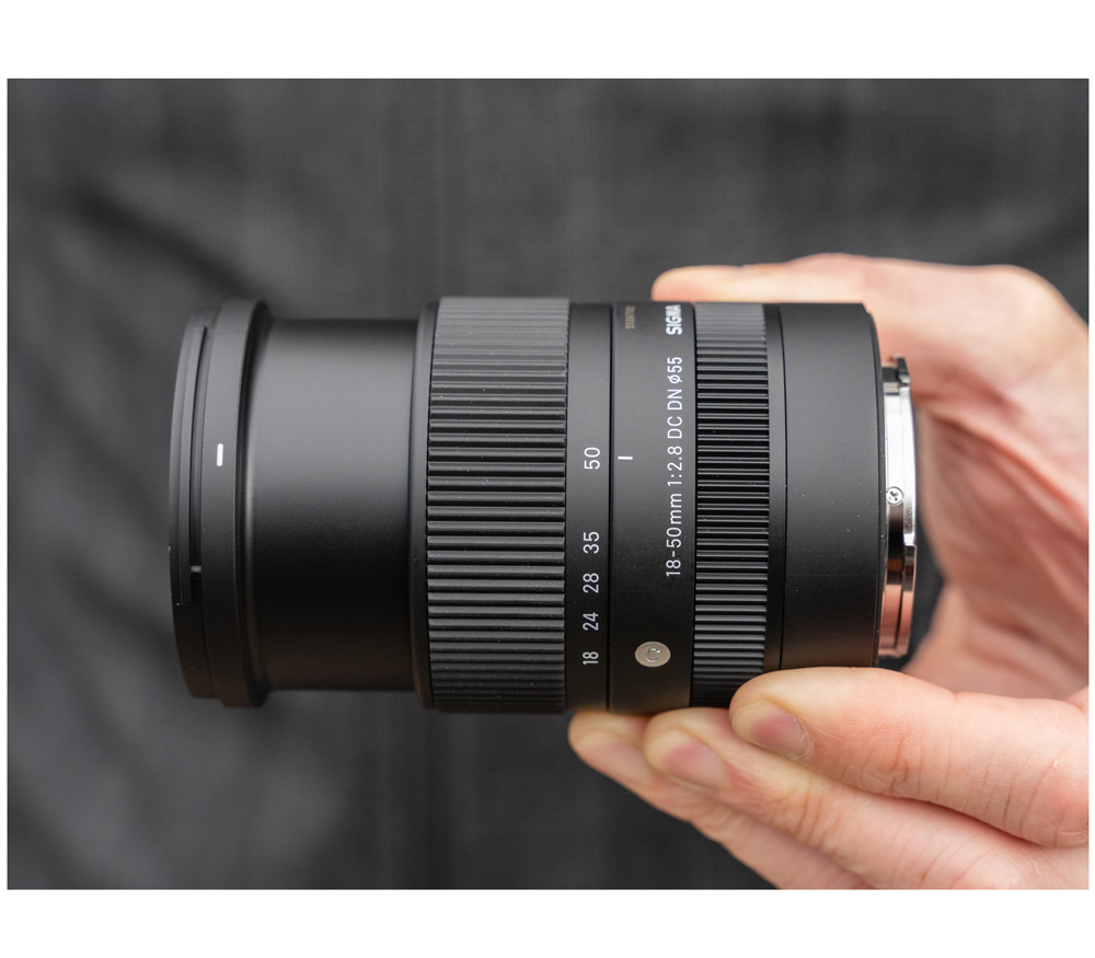 Объектив Sigma AF 18-50mm f/2.8 DC DN (C) RF-Mount