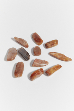 Солнечно-лунный камень галтовка