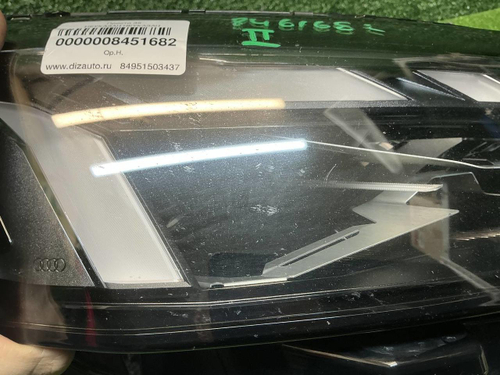 Фара правая Audi A5 2 8W (2019-2025) Laser