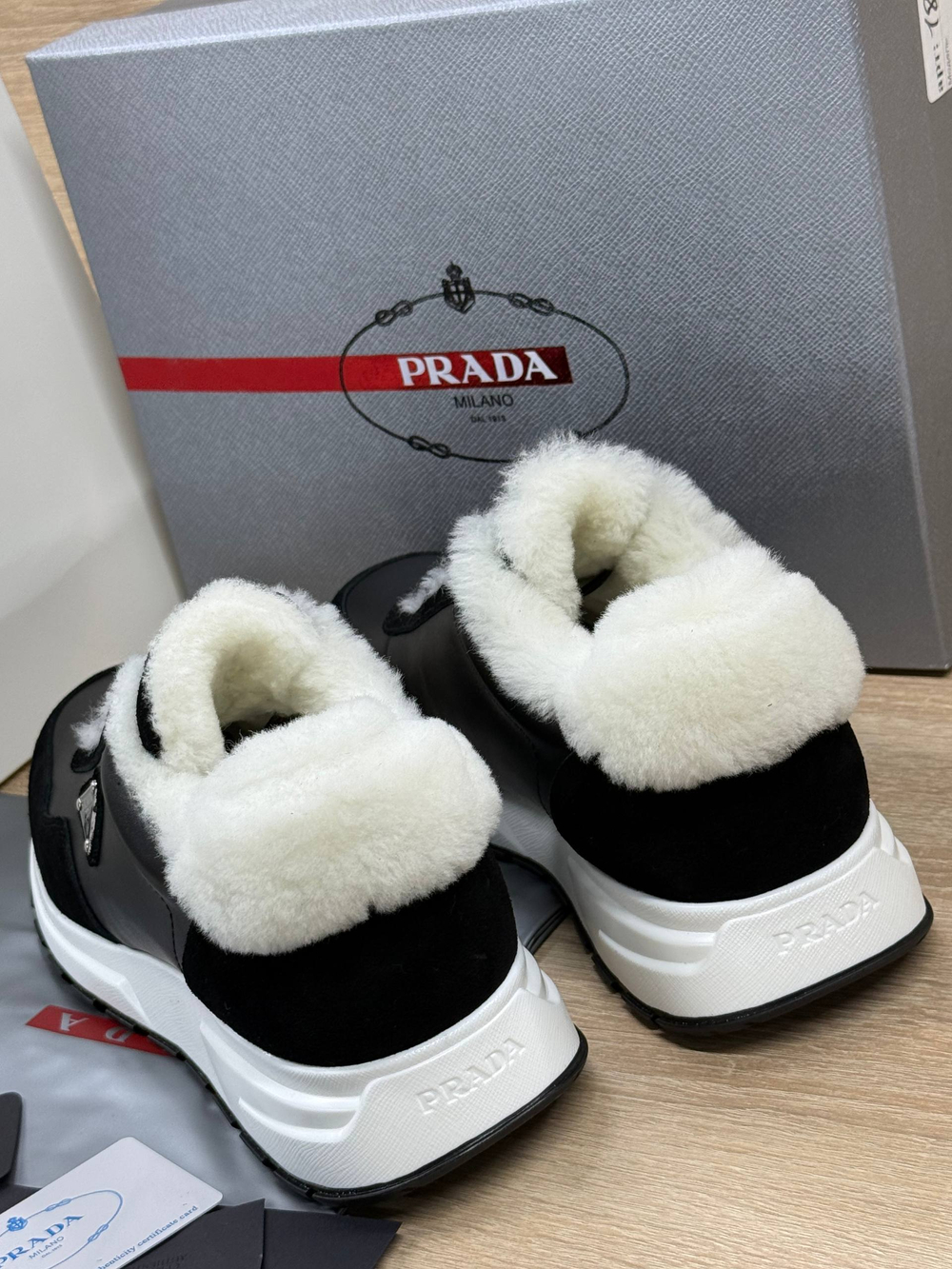 Кроссовки зимние Prada