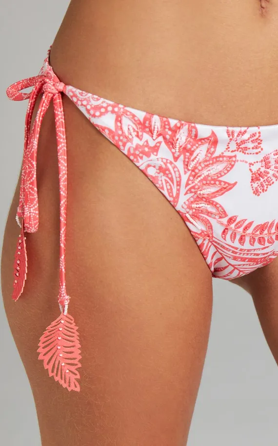 Бюст купальный 25034B