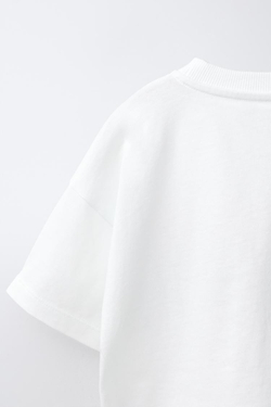 ZARA ФУТБОЛКА С НАДПИСЬЮ «ГОРОД», БЕЛЫЙ