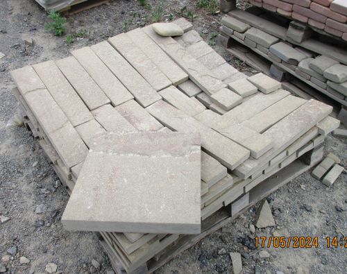 Sandstone Sawn Grey Tile /m2