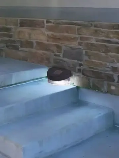 Светильник на солнечной батарее уличный настенный ЭРА SL-PL8-MNT1 светодиодный 13х6 см 2 LED