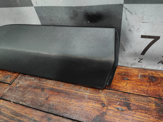 Накладка двери задней правой Toyota RAV4 V (XA50) 18-нв Б/У Оригинал 7507742040