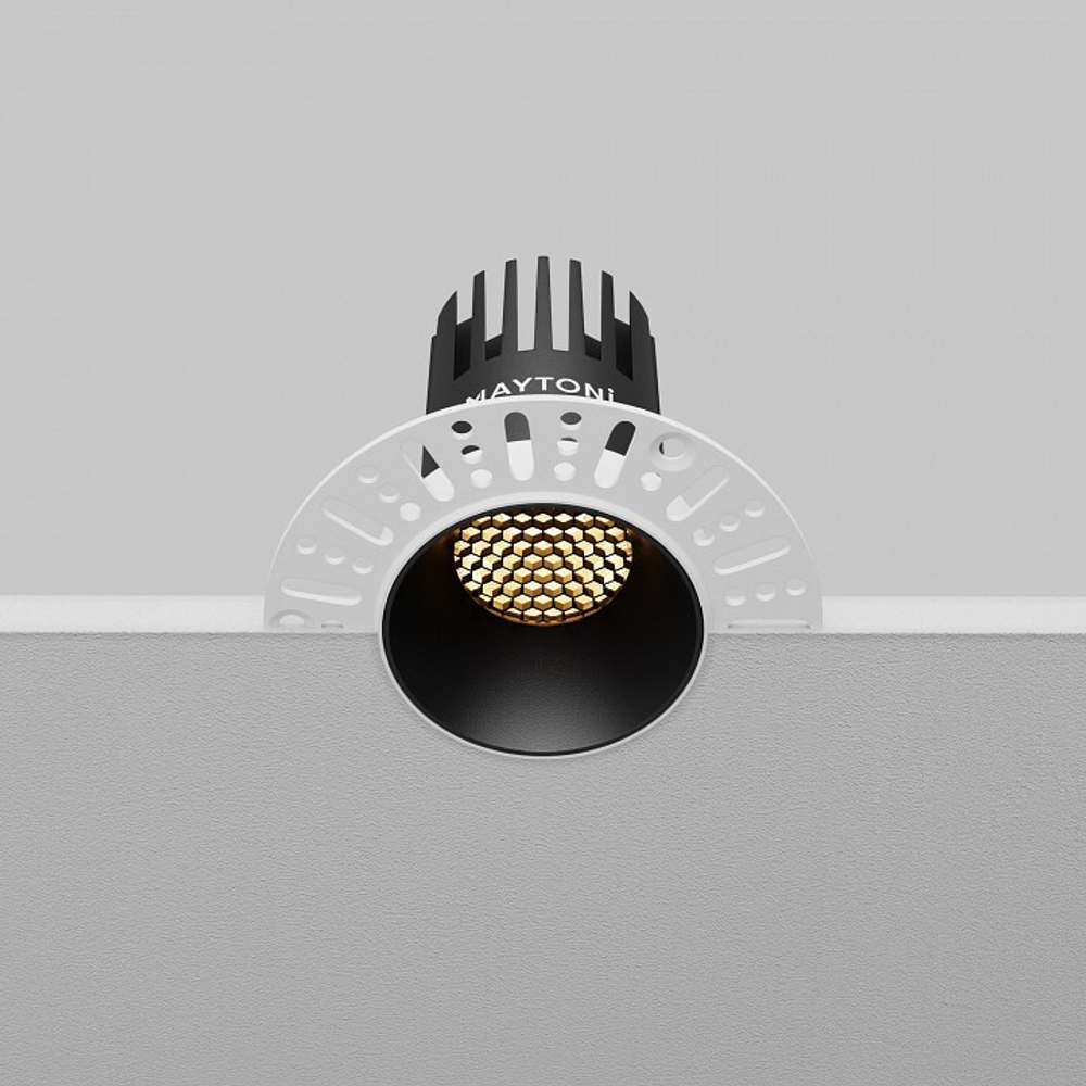 Встраиваемый светильник Maytoni Dip DL119-10W-2.7K-TRS-B