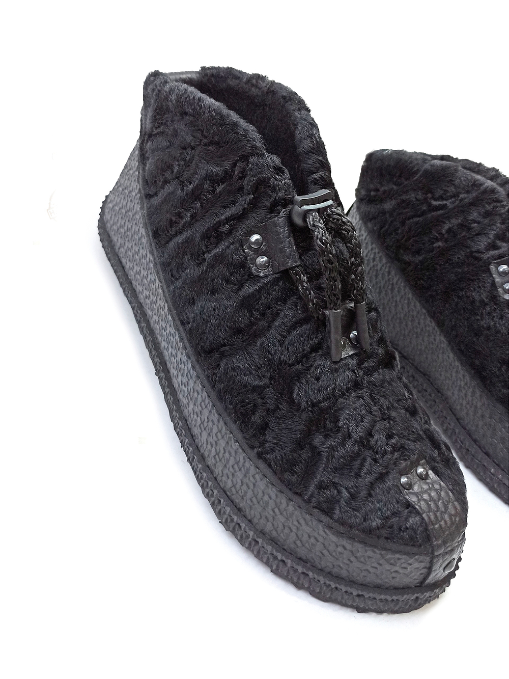 Ботинки из натурального каракуля "Black Рepper"