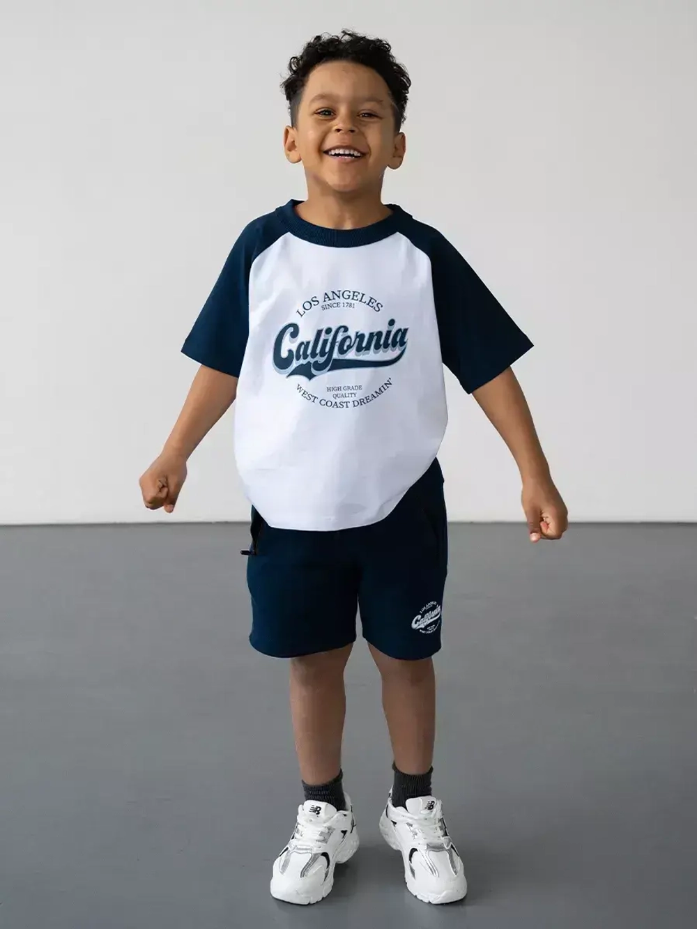 Костюм детский футболка и шорты