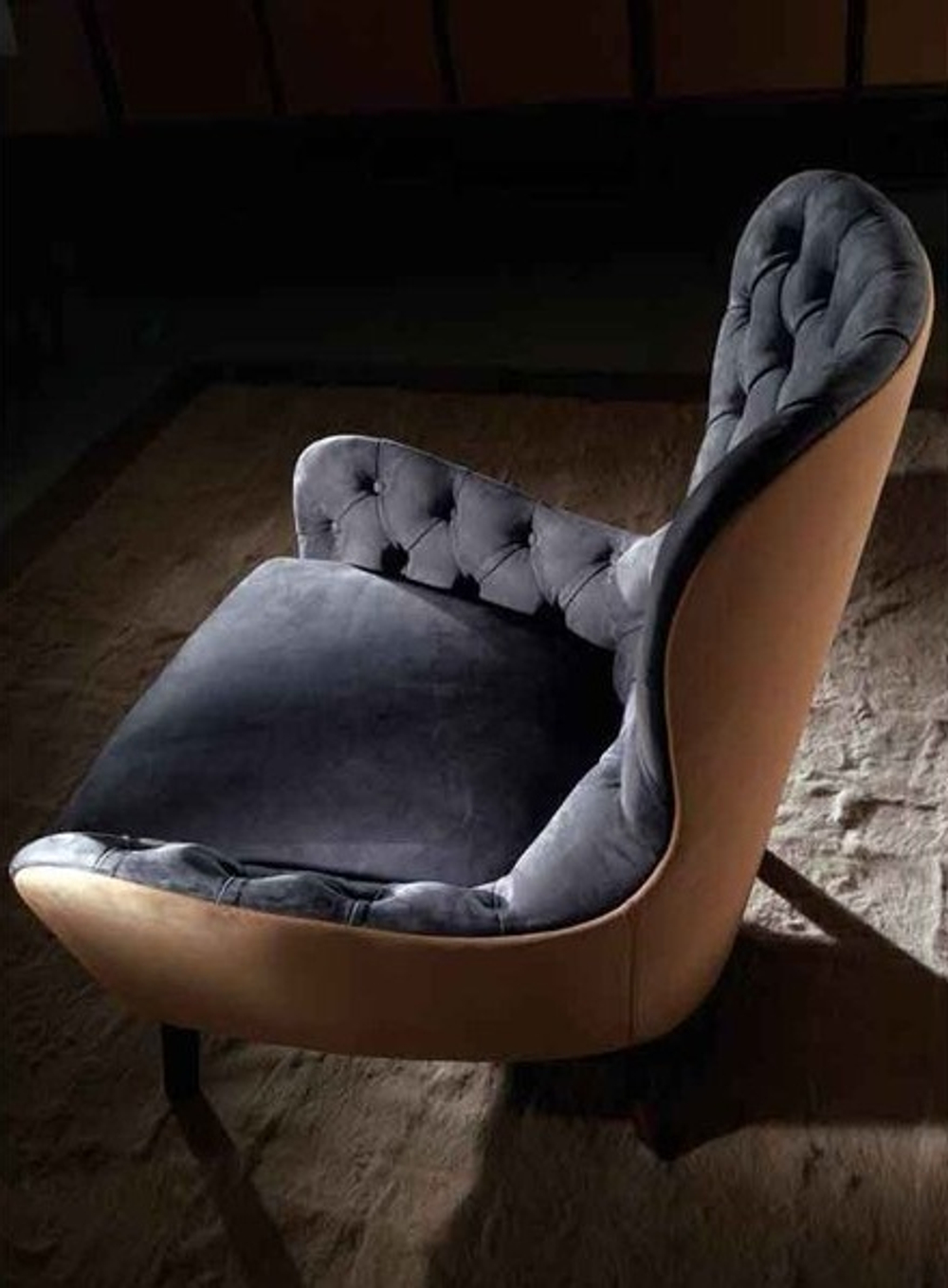 Дизайнерское кресло HITCH WOOD grey