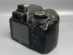 Nikon D3100 kit 18-55mm 24.000 кадров