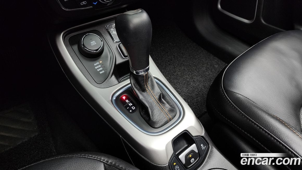 Jeep Compass 2 Generation 2.4 론지튜드 AWD (10.2019)
