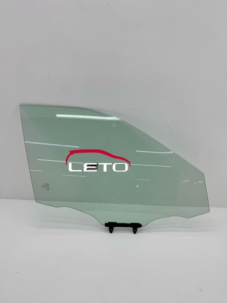 Стекло двери (FR, RH) 68101-0E110 681010E110