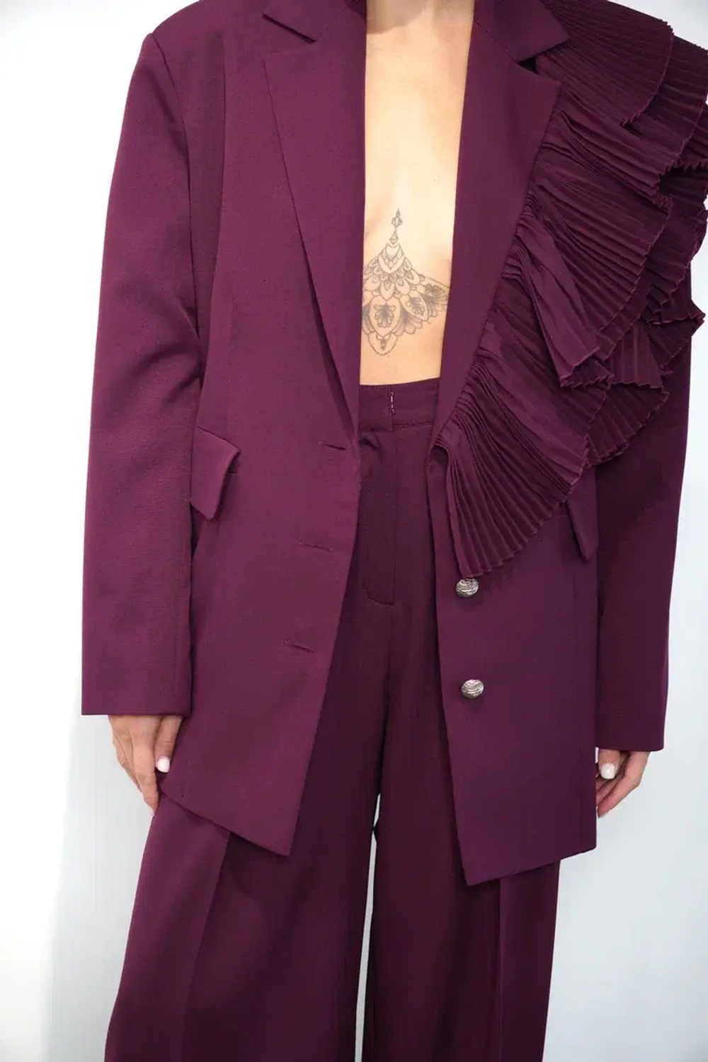 Брюки "Попа сердечком" в баклажане