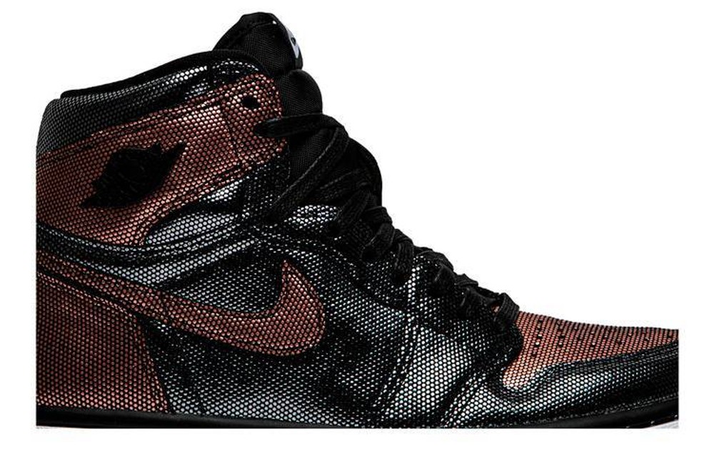 Кроссовки Jordan Air Jordan 1 "Fearless" (Женская размерная сетка)