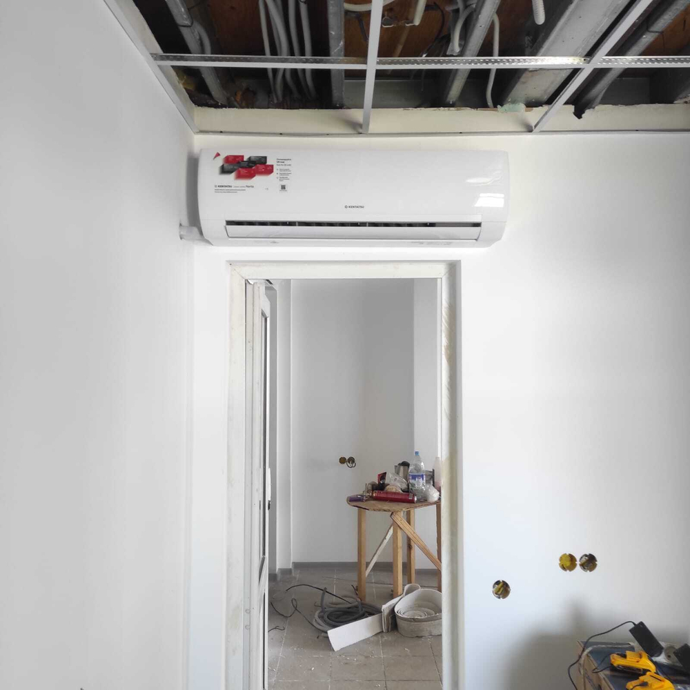 Стандартный монтаж кондиционера   настенного типа        07- 10 (20-30 м2)мощностью до 3 кВт