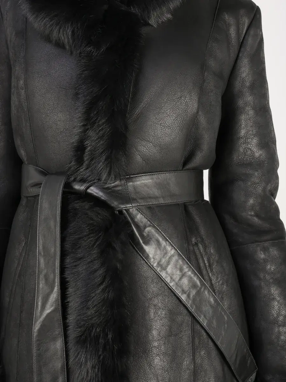 Дубленка зимняя натуральная с капюшоном длинная и теплая