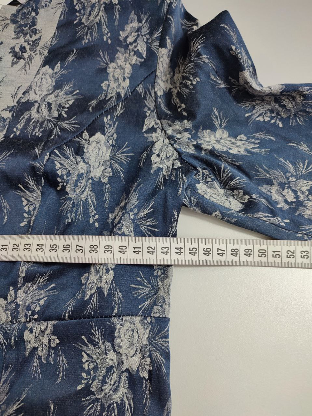 Платье Akimbo элегантное 50 размер