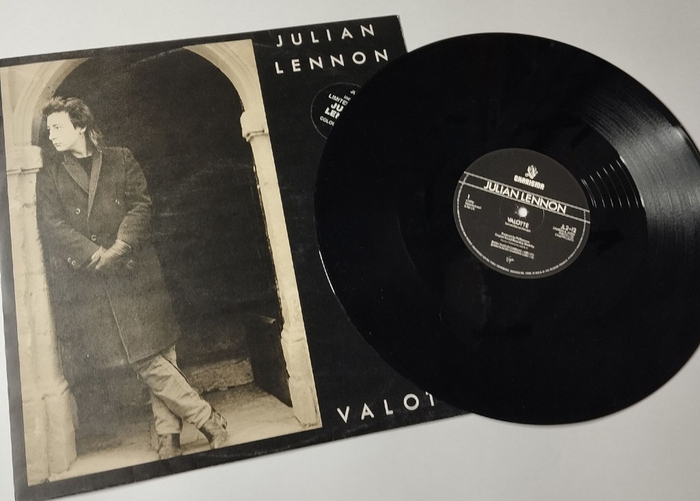 Винтажная виниловая пластинка LP Julian Lennon Valotte (UK 1984) 45 RPM Maxi Single