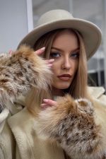 Чехол для карточек «Городские мотивы» красный