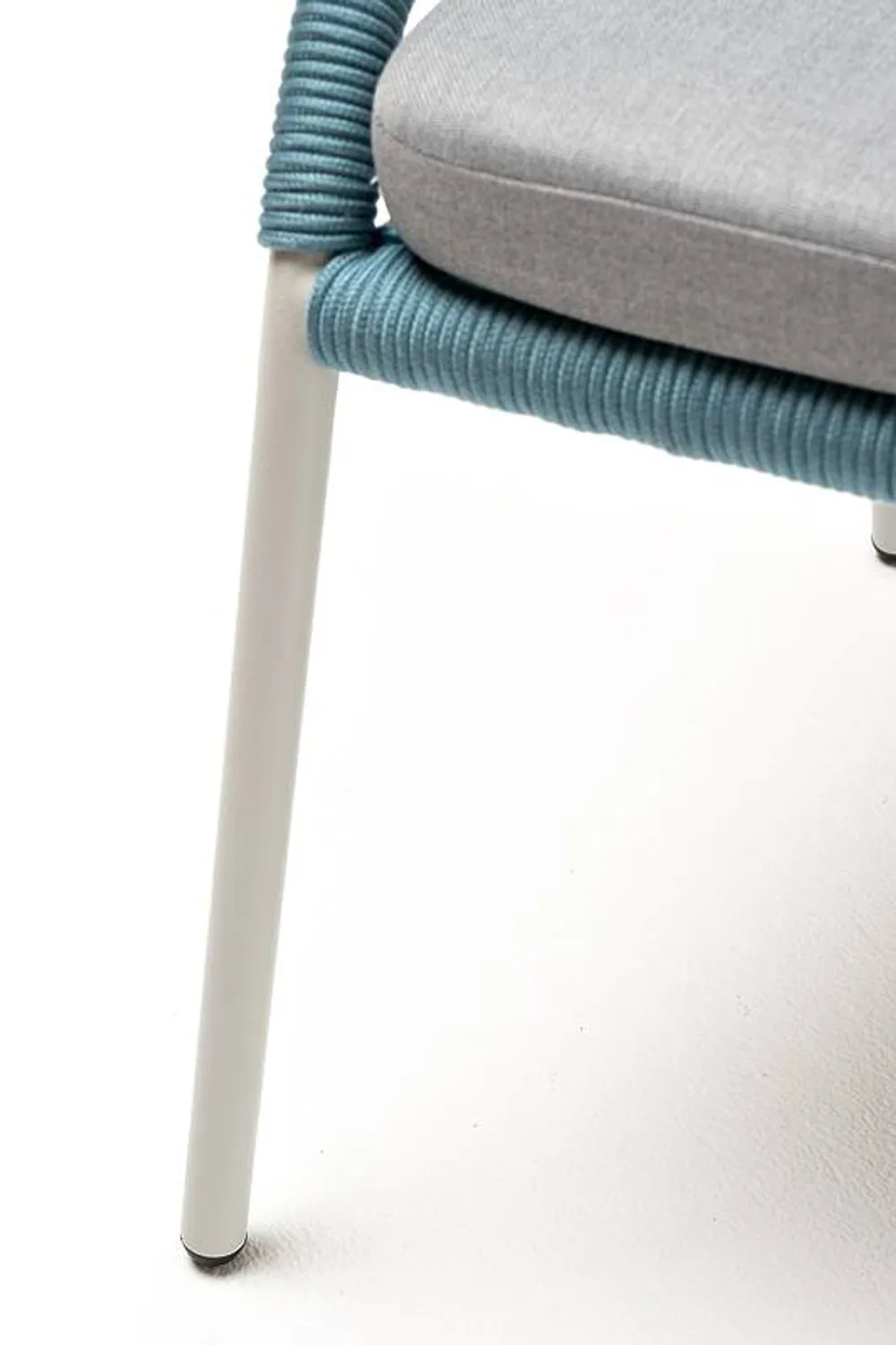 "Милан" стул плетеный из роупа, каркас алюминий светло-серый (RAL7035) муар, роуп бирюзовый круглый, ткань светло-серая