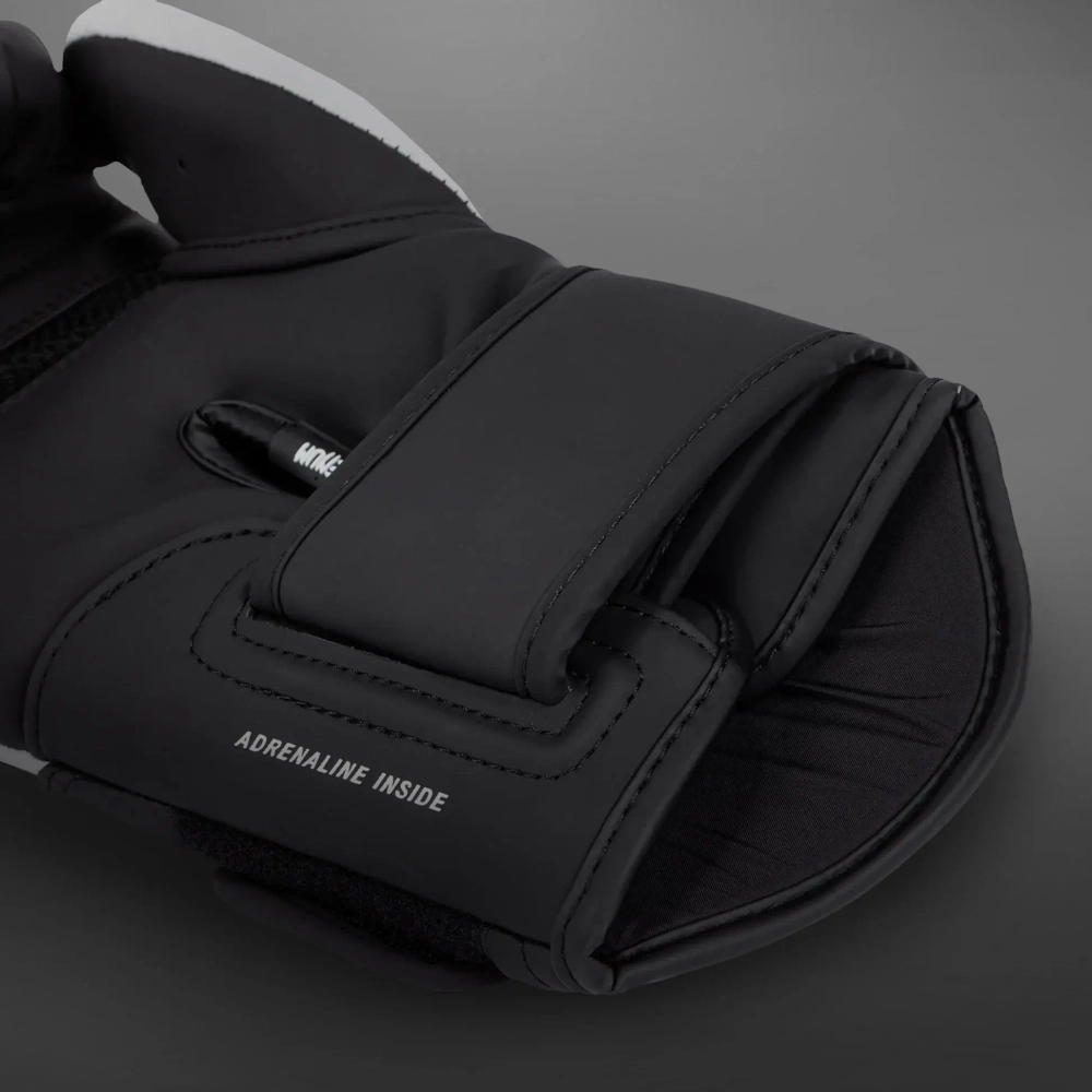 Детские боксерские перчатки Venum Challenger 4.0 Black/White