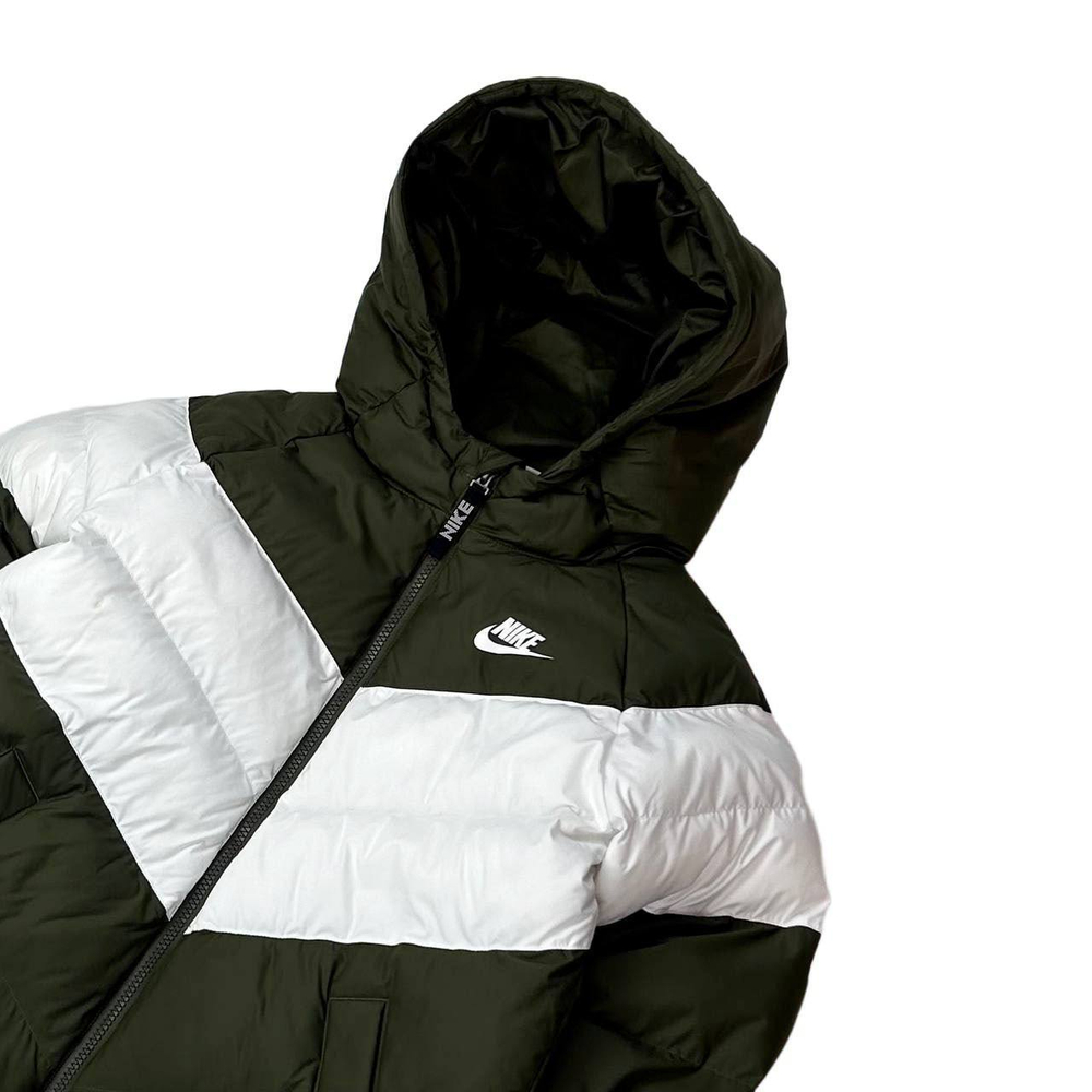 Kуртка Nike