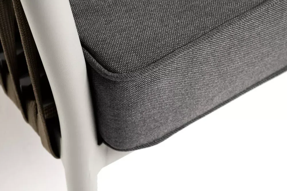 "Касабланка" диван 3-местный плетеный из роупа, каркас алюминий светло-серый (RAL7035) муар, роуп серо-коричневый 23мм, ткань серая 017