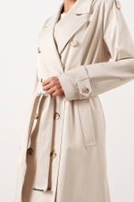 0106 Плащ женский (молочный)