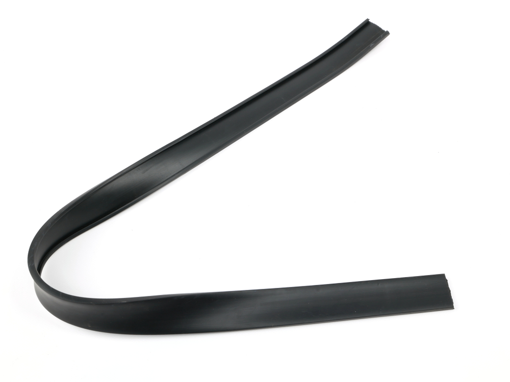 Прокладка хомута бензобака (лыжа: узкая, М) а/м КАМАЗ, ГАЗель (Балаково) (3302-1101115) ( ОЕ 541121-1101115 )