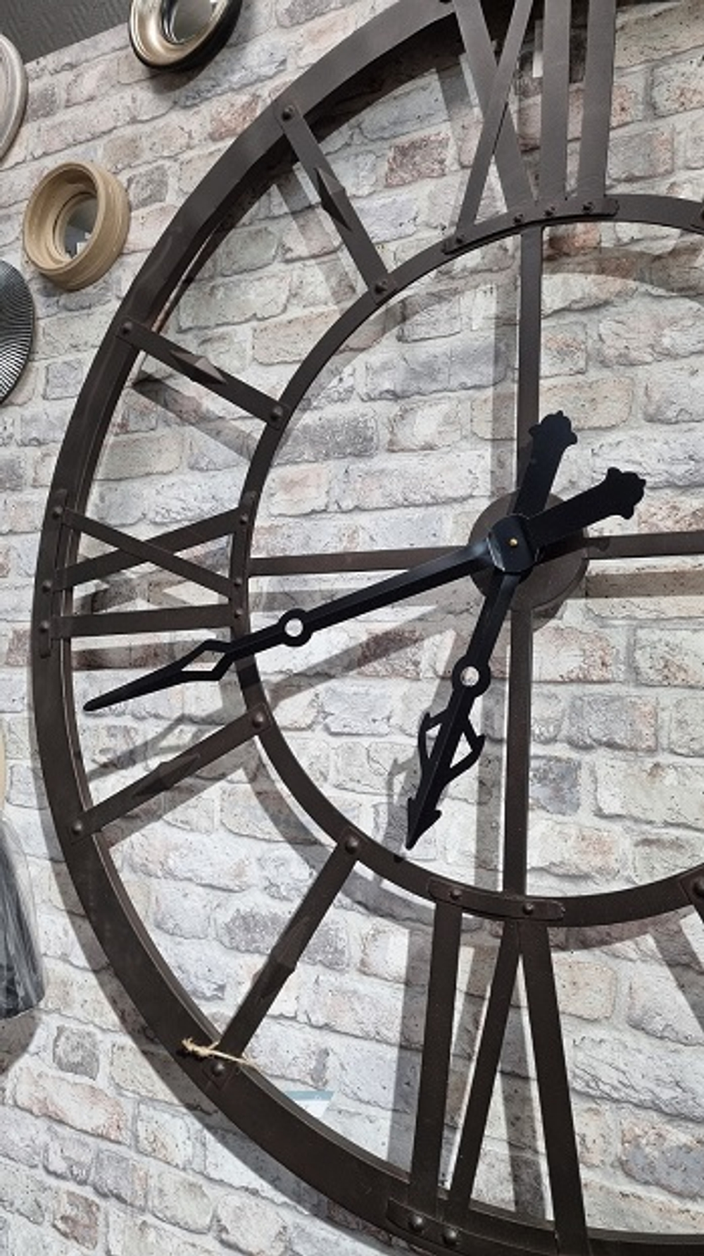 Часы Creative Co-Op, диаметром 120 см, Металл