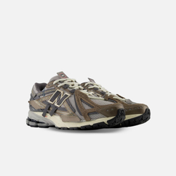 Кроссовки 1906A