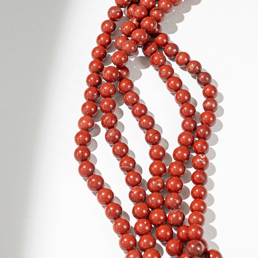 Яшма красная натуральная, 10,5мм, шар