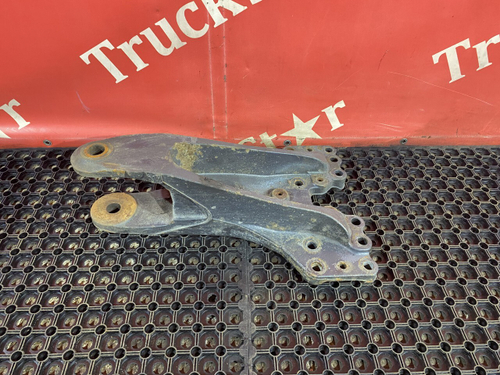 Кронштейн полурессоры задний