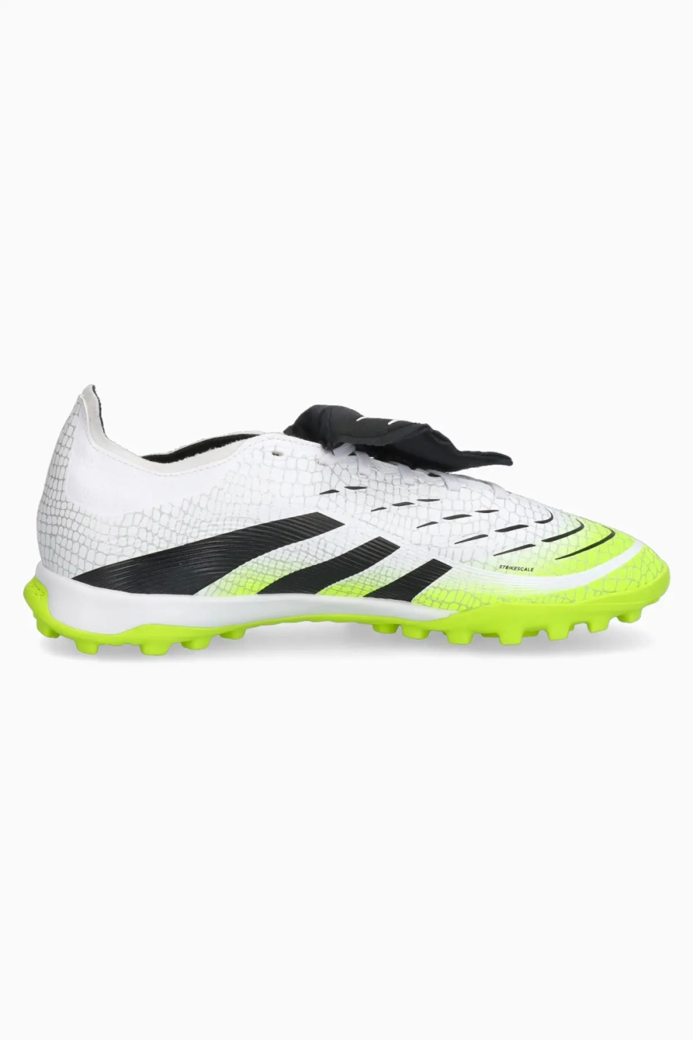 Сороконожки adidas Predator League FT TF - белый
