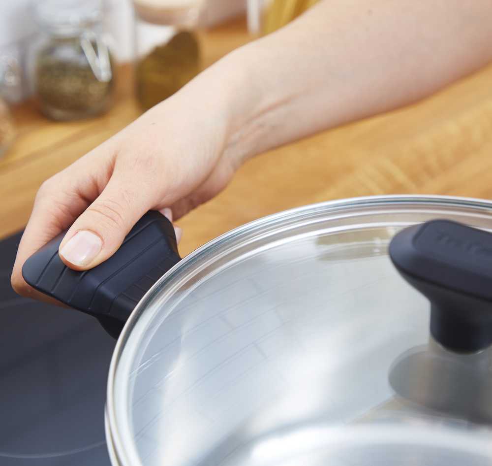 Кастрюля с крышкой Tefal Comfort Max 20 см C9734474