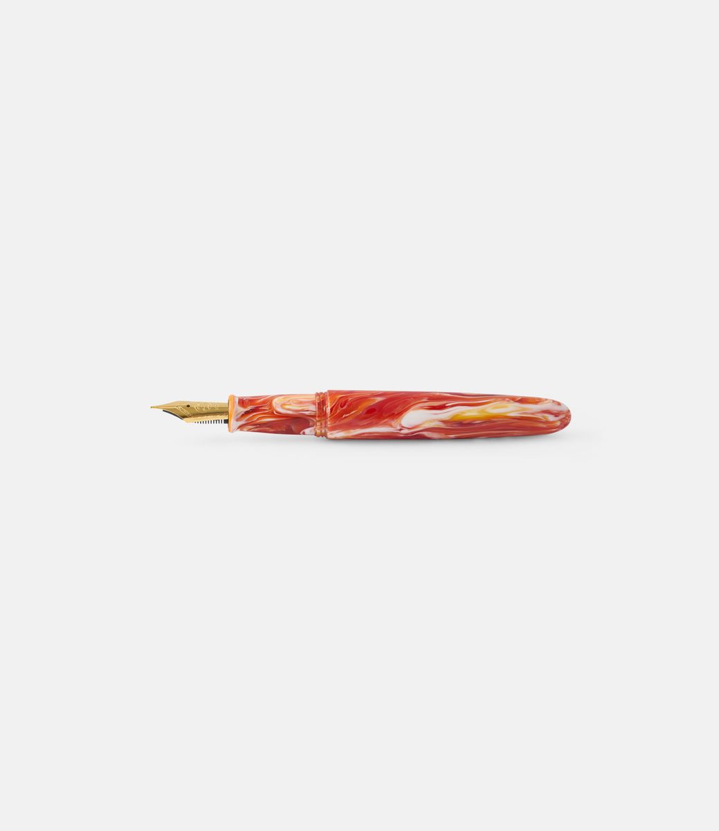 Ensso Piuma Warm Tone Primary — перьевая ручка из смолы