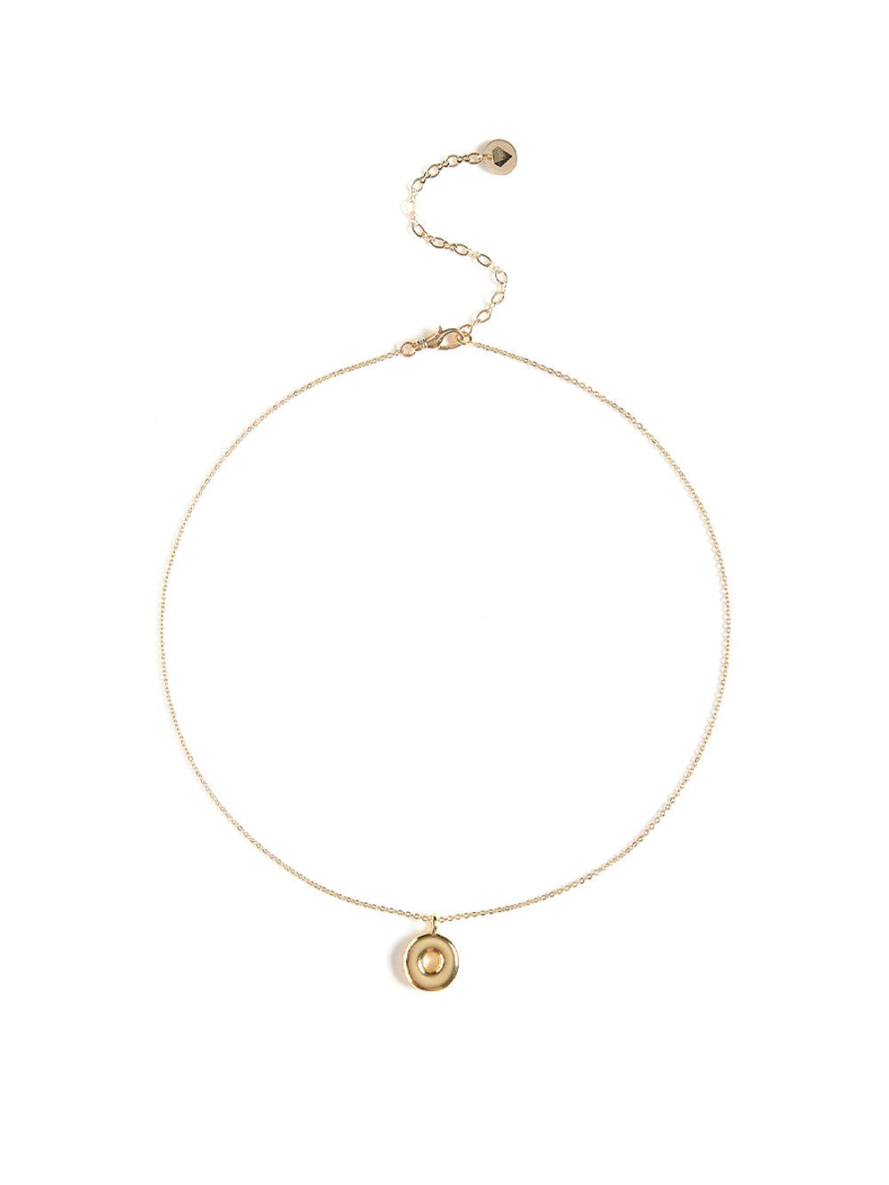 Колье с буквой О