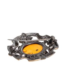 AM- 871 Брошь «Барокко» (латунь, янтарь)