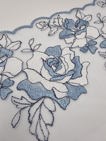 Вышивка на сетке голубой/серебро К790 левая 21 см