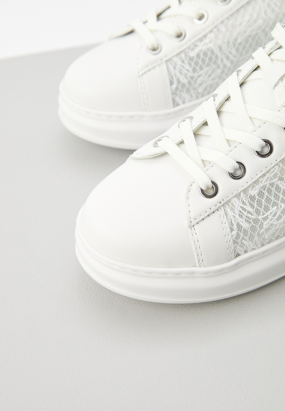 Кроссовки женские Karl Lagerfeld KAPRI